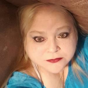 Meet your Posher, Marolyn